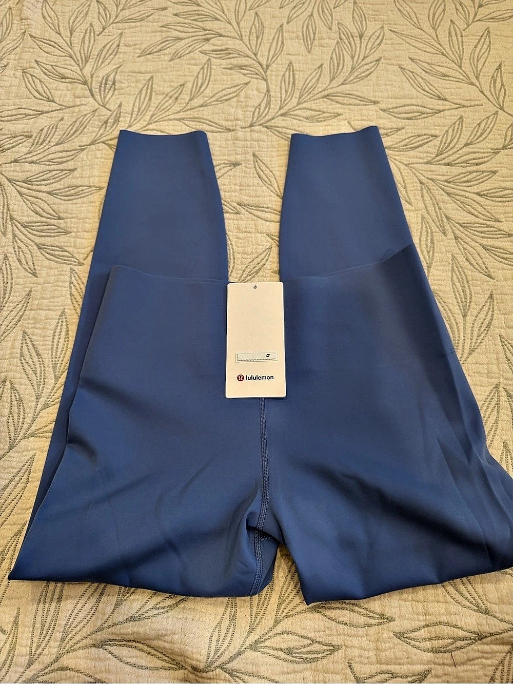 lululemon Glow Up SHR Tight 25" Blue Size 12 NWT
